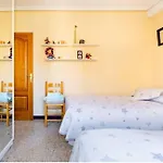 Se Alquila Una Habitacion Doble Con Aire Acondicionado