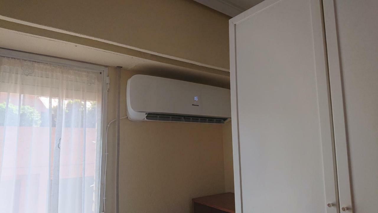 Homestay Habitación Triple Con Aire Acondicionado Valencia